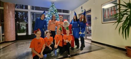 Mladinke Plesne šole Kattan, Palčki pomagalčki, Božiček